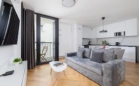 Lux Apartment Kosciuszki 39 With Parking, Gym, Sauna & Swimming Pool By Renters Prestige